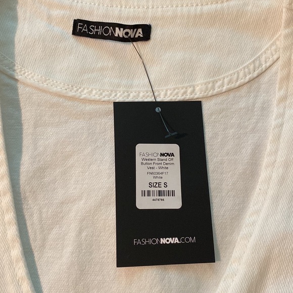 Fashion Nova White Denim Vest & Jeans Set - Picture 5 of 9
